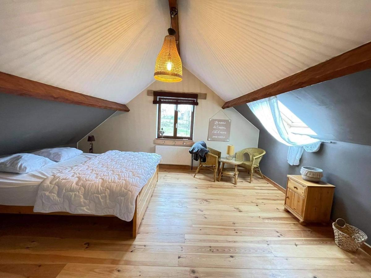 Lesse En Ciel Vous Accueille Avec Plaisir . Villa Houyet Exteriör bild