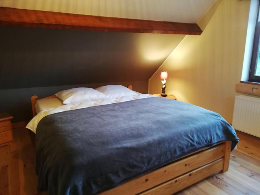 Lesse En Ciel Vous Accueille Avec Plaisir . Villa Houyet Exteriör bild